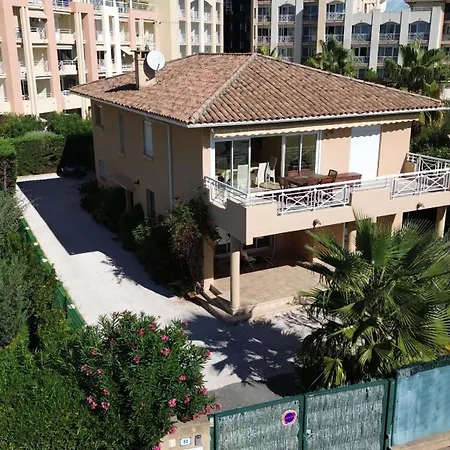 Port 1er Etage De Vue Sur Mer, 8-9 Pe 아파트 *